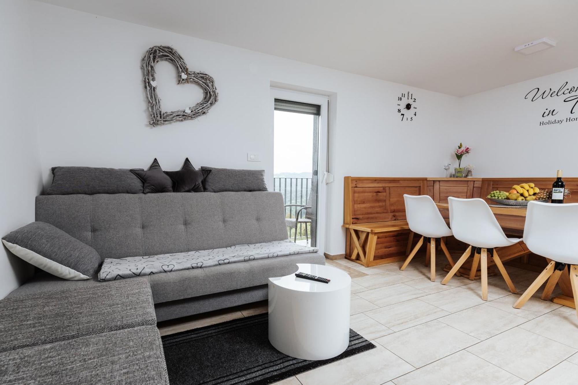 Tanja S Holiday Home In Nature With Sauna And Hot Tub Gorica pri Slivnici Exteriér fotografie